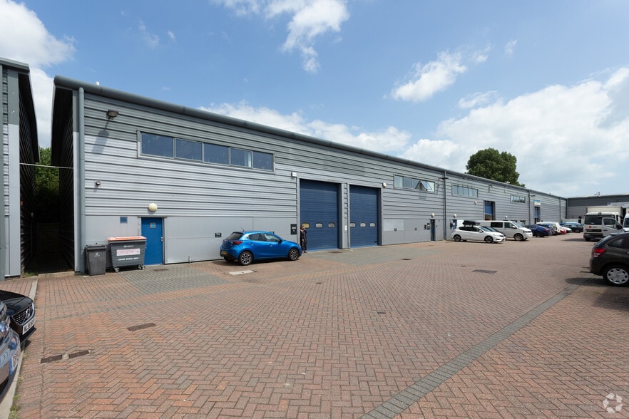 Hargreaves Rd, Eastbourne for lease - Primary Photo - Image 1 of 3