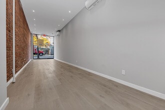 228 8th Ave, New York, NY for lease Interior Photo- Image 2 of 6