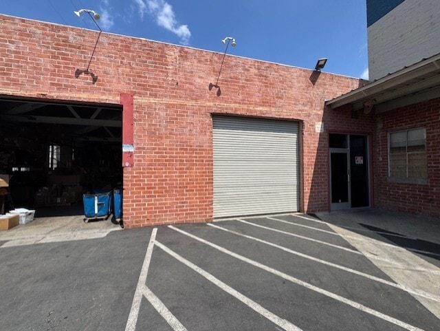 3235 N San Fernando Rd, Los Angeles, CA for lease Building Photo- Image 1 of 6