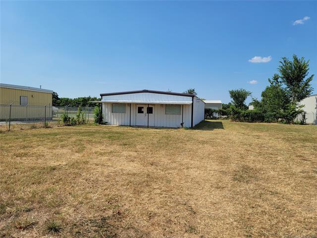 16379 State Hwy 9E, Eufaula, OK à vendre - Photo du b timent - Image 2 de 29