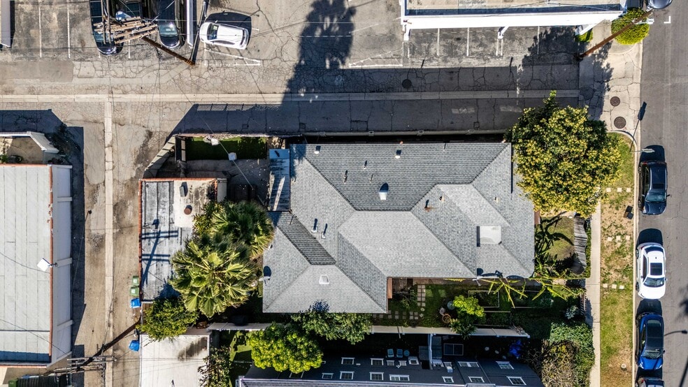 139 N Harper Ave, Los Angeles, CA for sale - Building Photo - Image 2 of 64