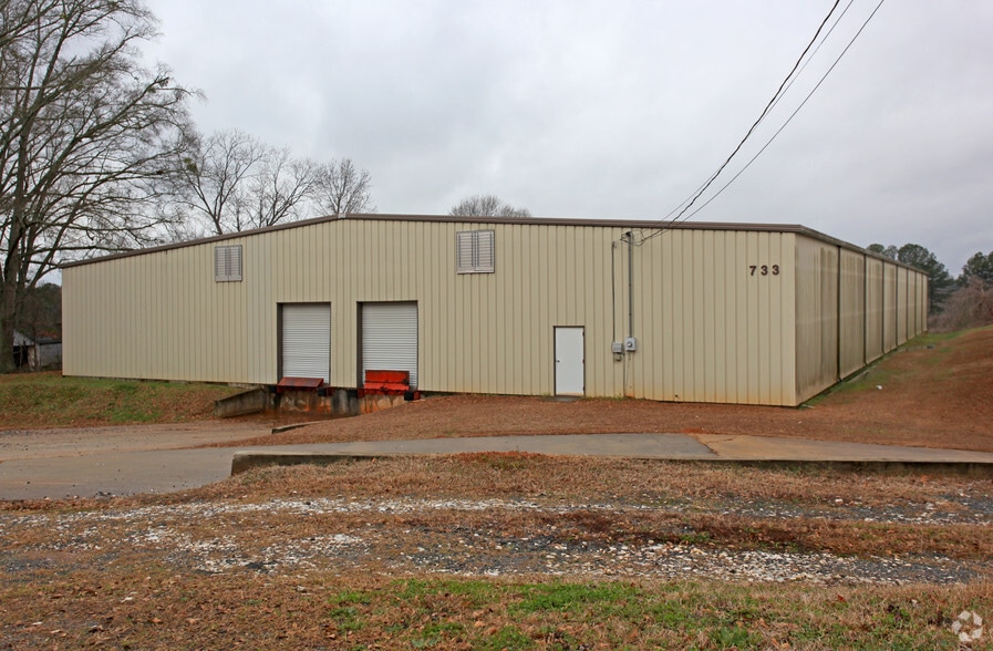 733 16th Ct, Alexander City, AL à vendre - Photo principale - Image 1 de 3