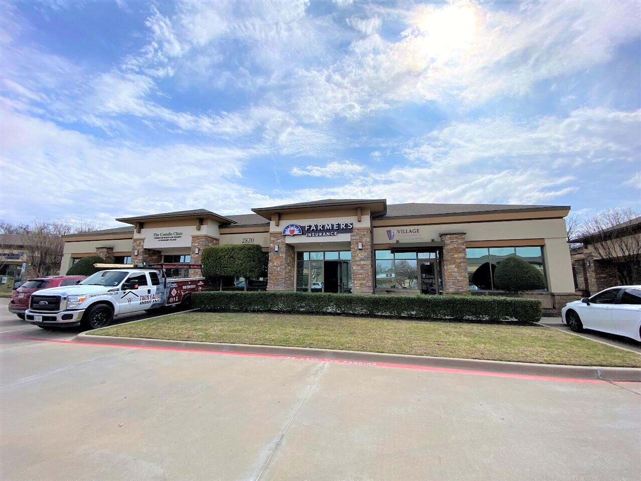 2820 Village Pky, Highland Village, TX à vendre Photo du bâtiment- Image 1 de 1