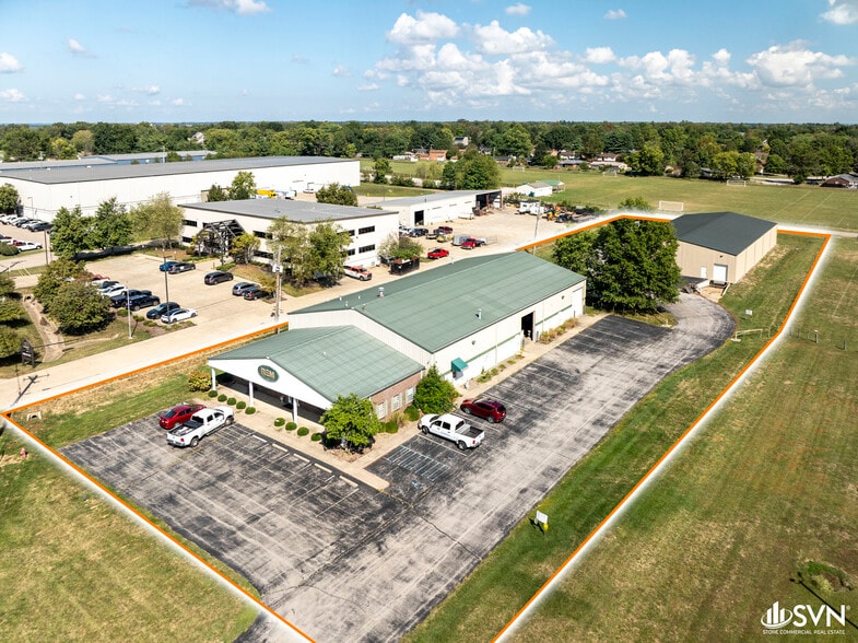 129 Fieldview Dr, Versailles, KY for sale - Building Photo - Image 1 of 36