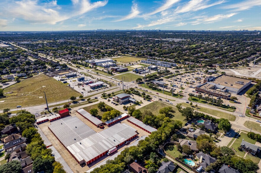 2401 Arapaho Rd, Garland, TX à vendre - Aérien - Image 2 de 16