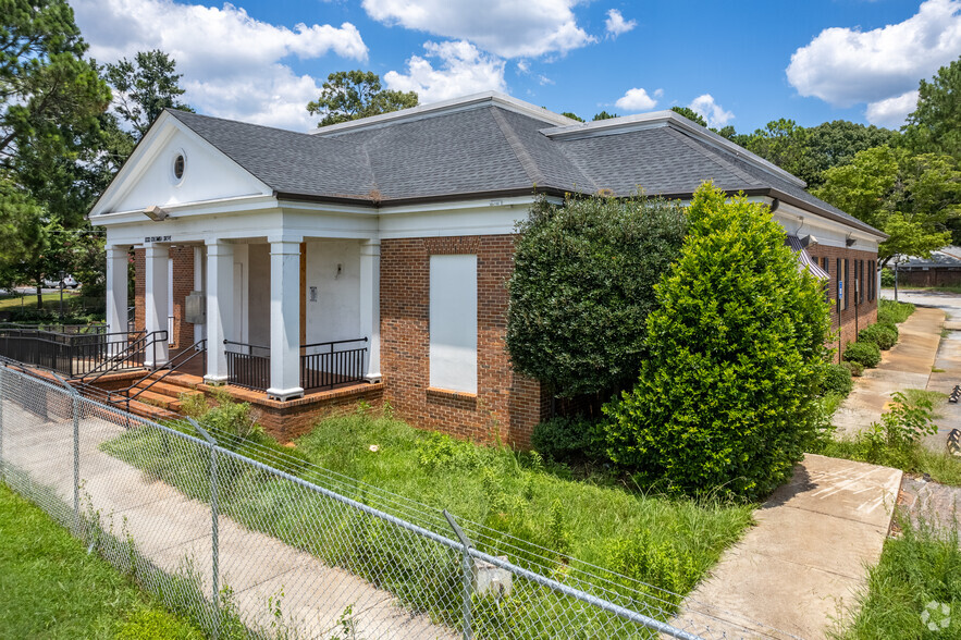 1272 Columbia Dr, Decatur, GA à vendre - Photo principale - Image 1 de 1