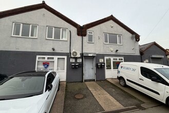 Corngreaves Rd, Cradley Heath for lease Building Photo- Image 1 of 7