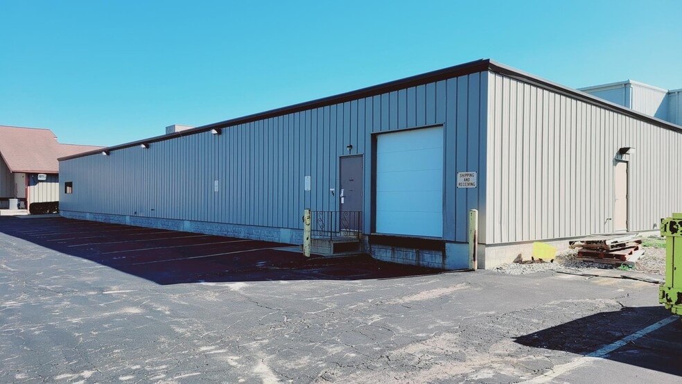 550 Goodrich Rd, Bellevue, OH for sale - Building Photo - Image 3 of 26