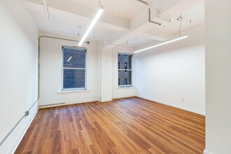 119-121 W 57th St, New York, NY à louer Photo intérieure- Image 1 de 8