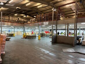 21 St Andrews Way, Londres à louer Photo intérieure- Image 2 de 10