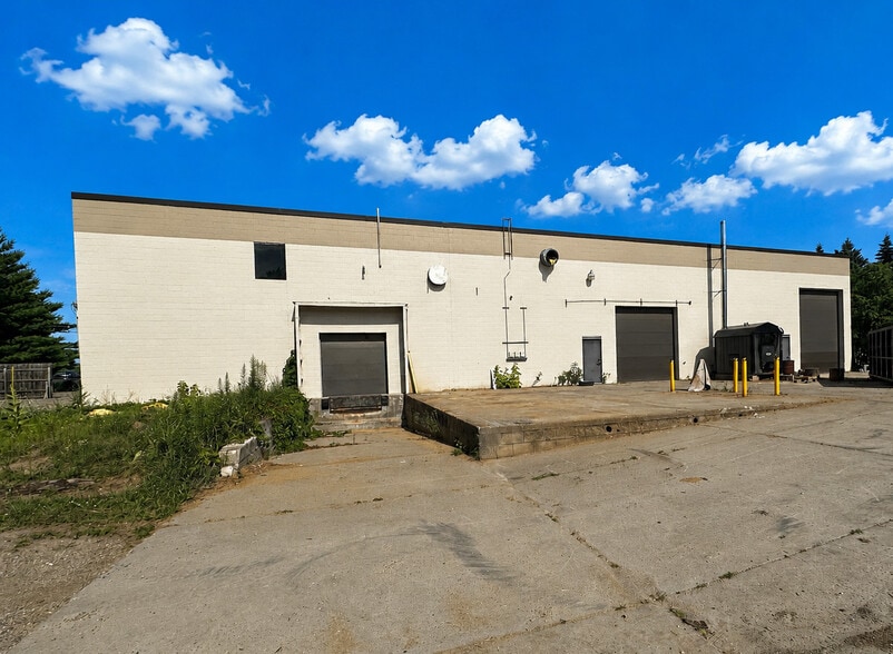 16030 NE Central Ave, Ham Lake, MN for sale - Building Photo - Image 2 of 14