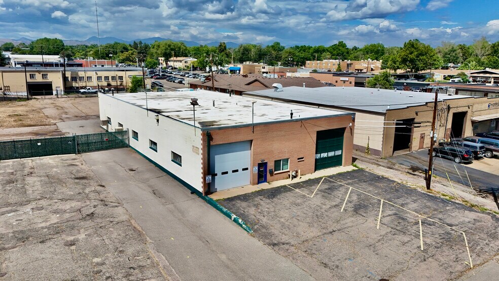 1557 Yarrow St, Lakewood, CO à vendre - Photo du bâtiment - Image 3 de 16