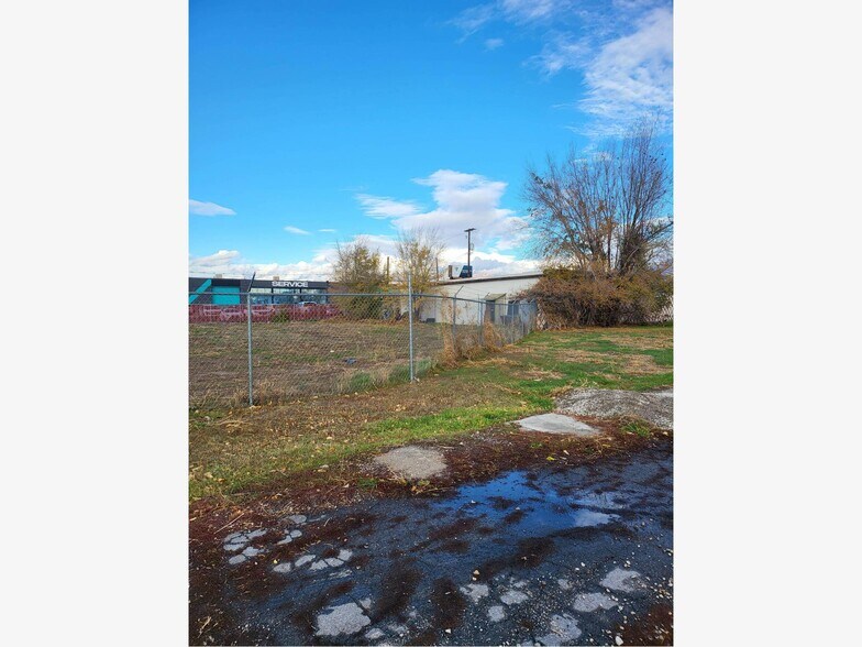 3666 S State St, Salt Lake City, UT à louer - Photo du bâtiment - Image 3 de 5