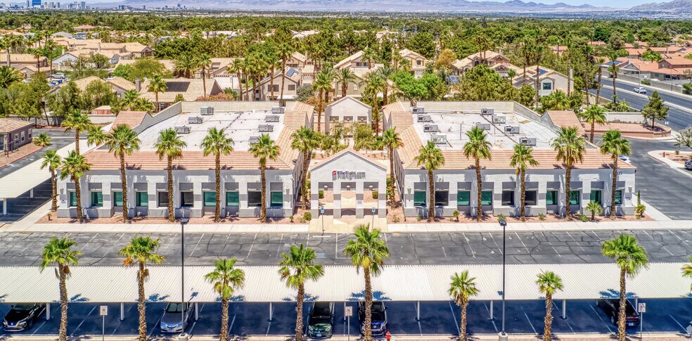 321 N Pecos Rd, Henderson, NV à louer - Photo du bâtiment - Image 3 de 10