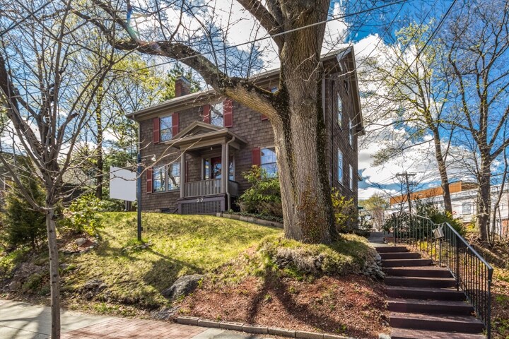 37 Central Ave, Milton, MA à louer - Photo du bâtiment - Image 1 de 2