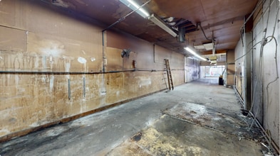 1800 Kings Hwy, Brooklyn, NY for lease Interior Photo- Image 2 of 5