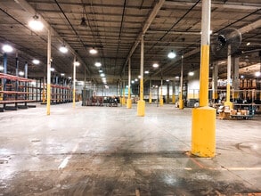 10555 Iona Ave, Hanford, CA for lease Building Photo- Image 1 of 9