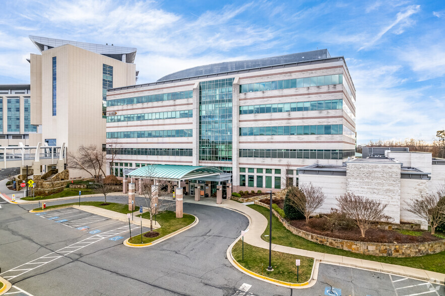 44035 Riverside Pky, Leesburg, VA à vendre - Photo principale - Image 1 de 1