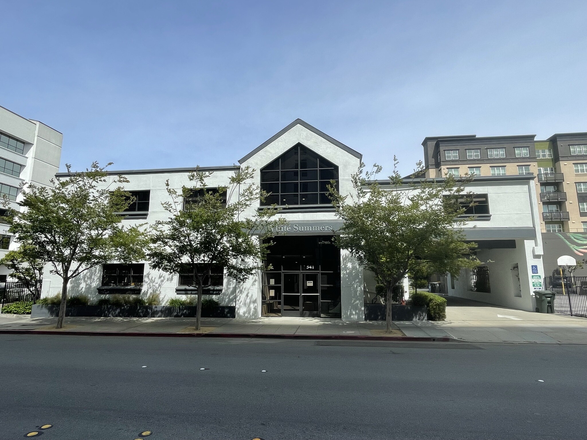 541 Jefferson Ave, Redwood City, CA for lease Building Photo- Image 1 of 7