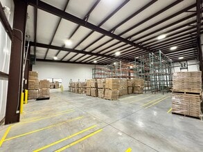 11427 N Hwy 59, Gravette, AR à louer Photo intérieure- Image 2 de 5