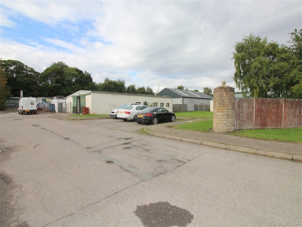 Munro Fruit Merchants, Tain for sale Building Photo- Image 1 of 12