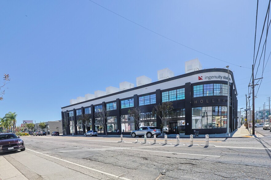 941-955 N Highland Ave, Los Angeles, CA for lease - Building Photo - Image 1 of 5