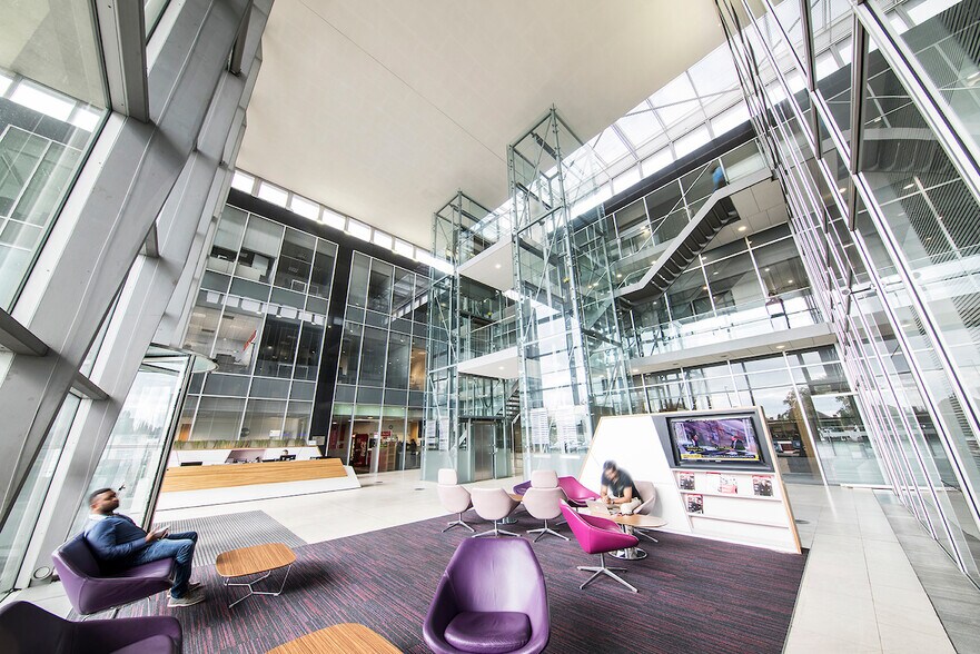 268 Bath Rd, Slough à louer - Photo du bâtiment - Image 1 de 11