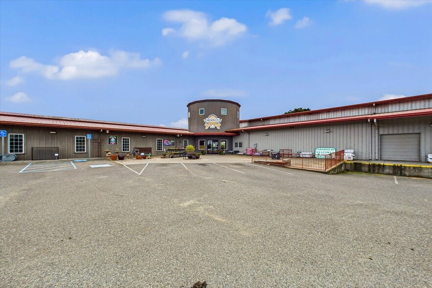 1593 Market St, Ferndale, CA for sale - Building Photo - Image 2 of 52