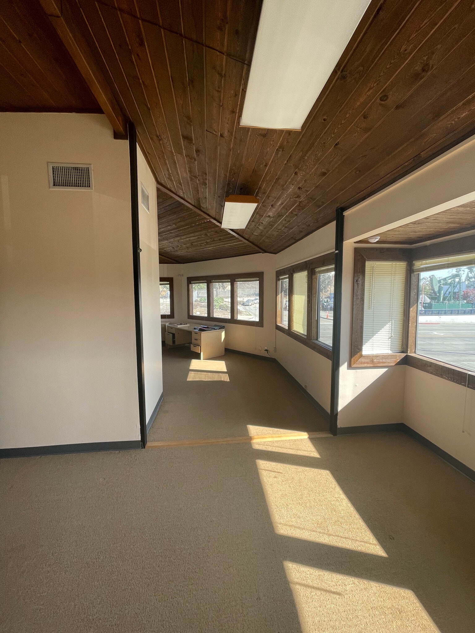 1901-1907 Redondo Ave, Signal Hill, CA à louer Photo intérieure- Image 1 de 4