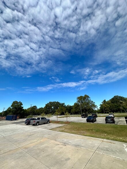 2201 Mechanic St, Charleston, SC for lease - Building Photo - Image 2 of 9