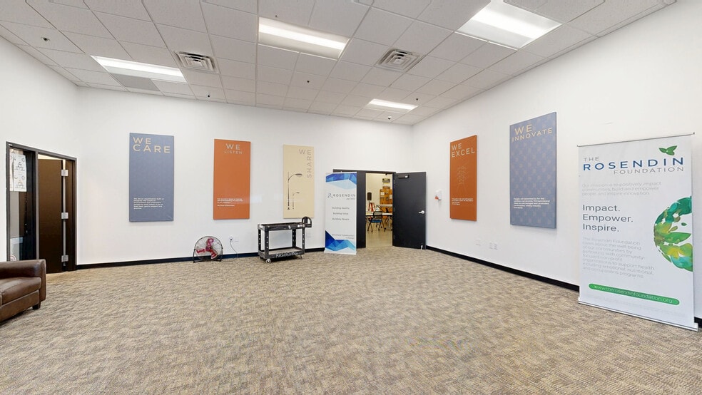 1315 W Drivers Way, Tempe, AZ à louer - Numérisation 3D de Matterport - Image 2 de 20