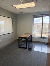 7000 Stonewood Dr, Wexford, PA for lease Interior Photo- Image 2 of 6