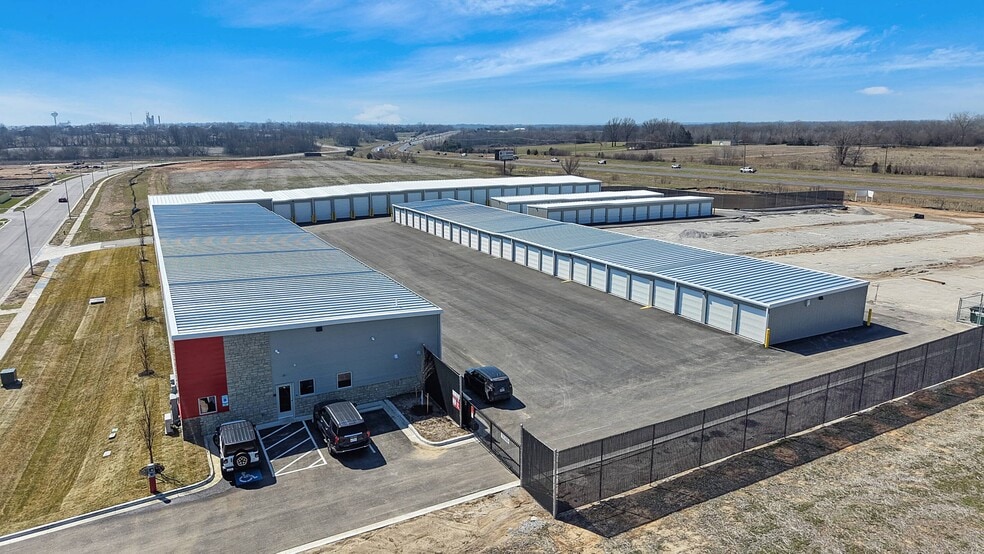 19380 Webster st, Spring Hill, KS for lease - Aerial - Image 3 of 11