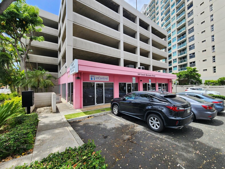 1449 S Beretania St, Honolulu, HI for lease - Building Photo - Image 1 of 12
