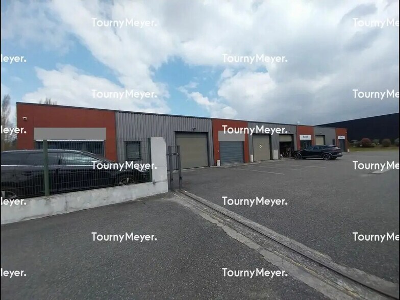 Flex dans Montrabé à louer - Photo du bâtiment - Image 2 de 5