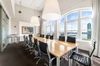 315 E Bay St, Jacksonville, FL for lease Building Photo- Image 2 of 46