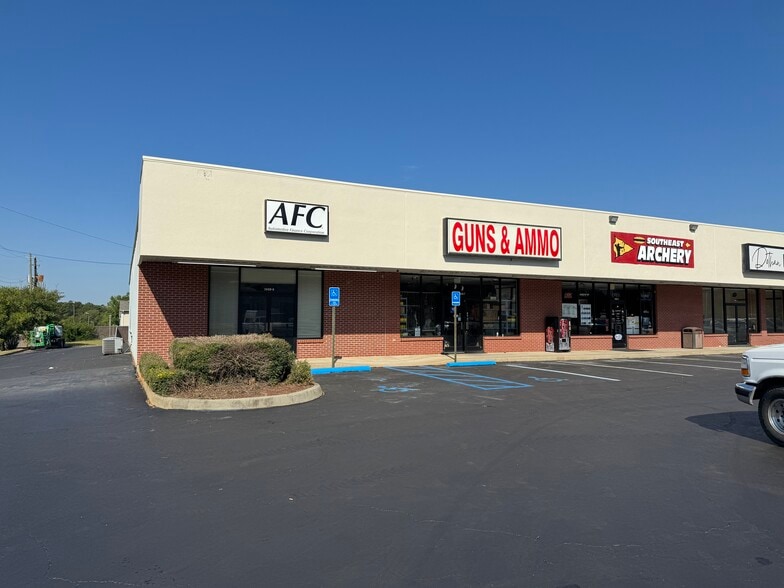 3600 S Oates St, Dothan, AL à louer - Photo du bâtiment - Image 2 de 12