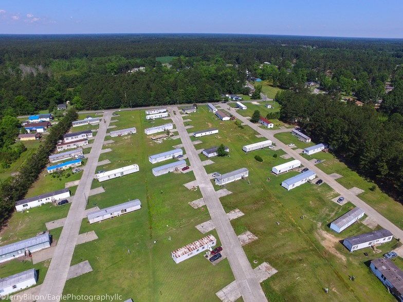 320 Rae St, Lake City, SC for sale - Primary Photo - Image 1 of 1