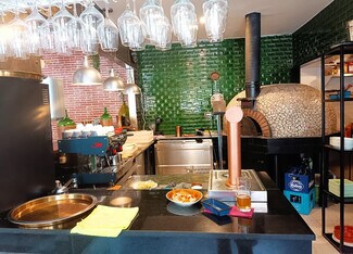 More details for Calle de la Infanta Mercedes, Madrid - Retail for Lease