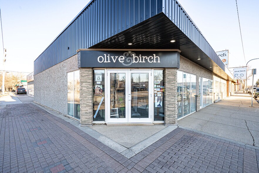 4813 49 Av, Lloydminster, SK for sale - Primary Photo - Image 1 of 1