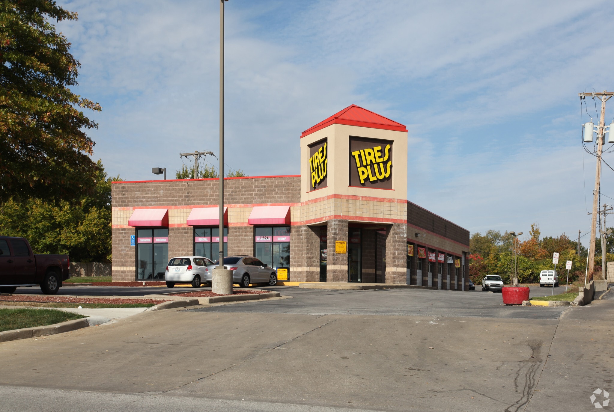 11924 Blue Ridge Blvd, Grandview, MO à vendre Photo principale- Image 1 de 6