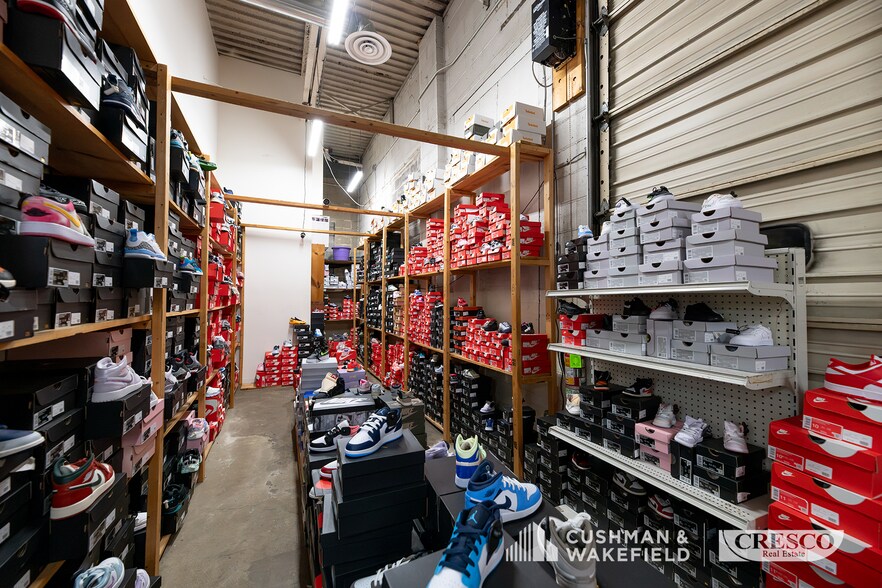 6500 Broadway Ave, Cleveland, OH à vendre - Photo du bâtiment - Image 2 de 25