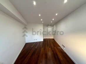 Retail in Matadepera, Barcelona for lease Interior Photo- Image 1 of 9