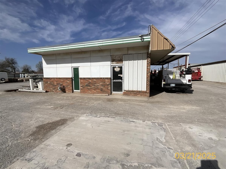 2003 SW 13th St, Oklahoma City, OK for sale - Primary Photo - Image 1 of 2