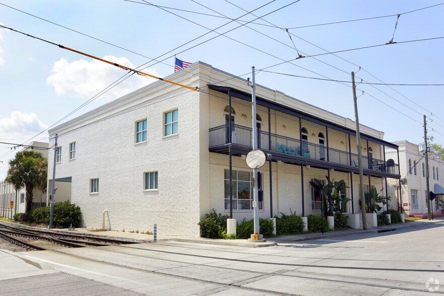 1213 E 6th Ave, Tampa, FL à louer - Photo du bâtiment - Image 2 de 5
