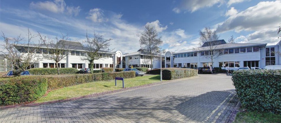 The Pavilions, Ruscombe Business Park, Knowl Hill à louer - Photo du bâtiment - Image 2 de 3