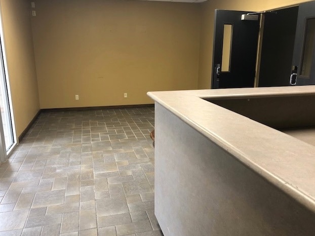 5826 Bear Ln, Corpus Christi, TX for lease - Interior Photo - Image 3 of 8