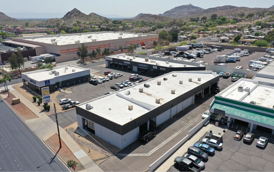 12614 N Cave Creek Rd, Phoenix, AZ à louer - Photo du bâtiment - Image 2 de 3