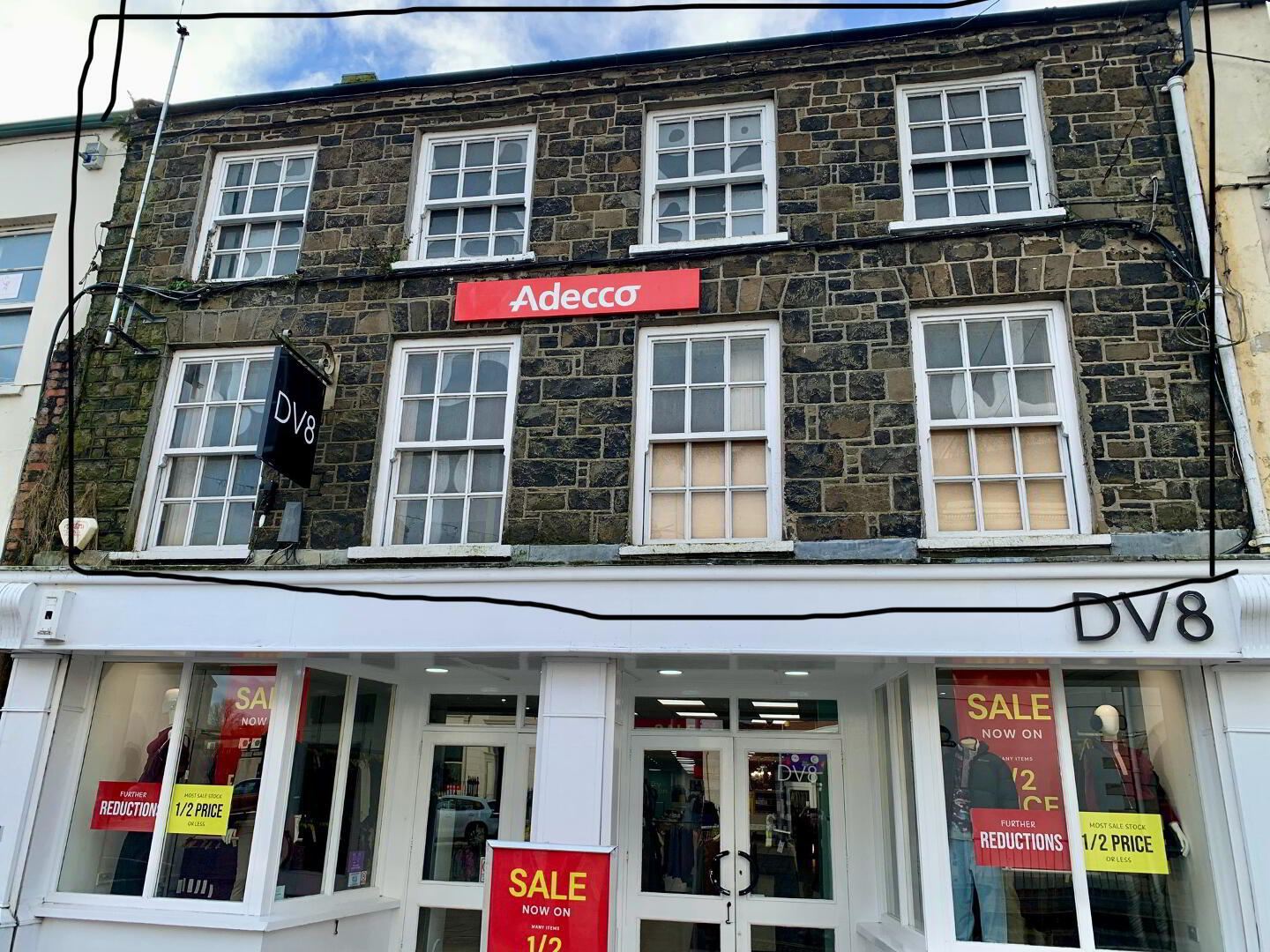 15 Market Sq, Antrim à louer Photo principale- Image 1 de 2