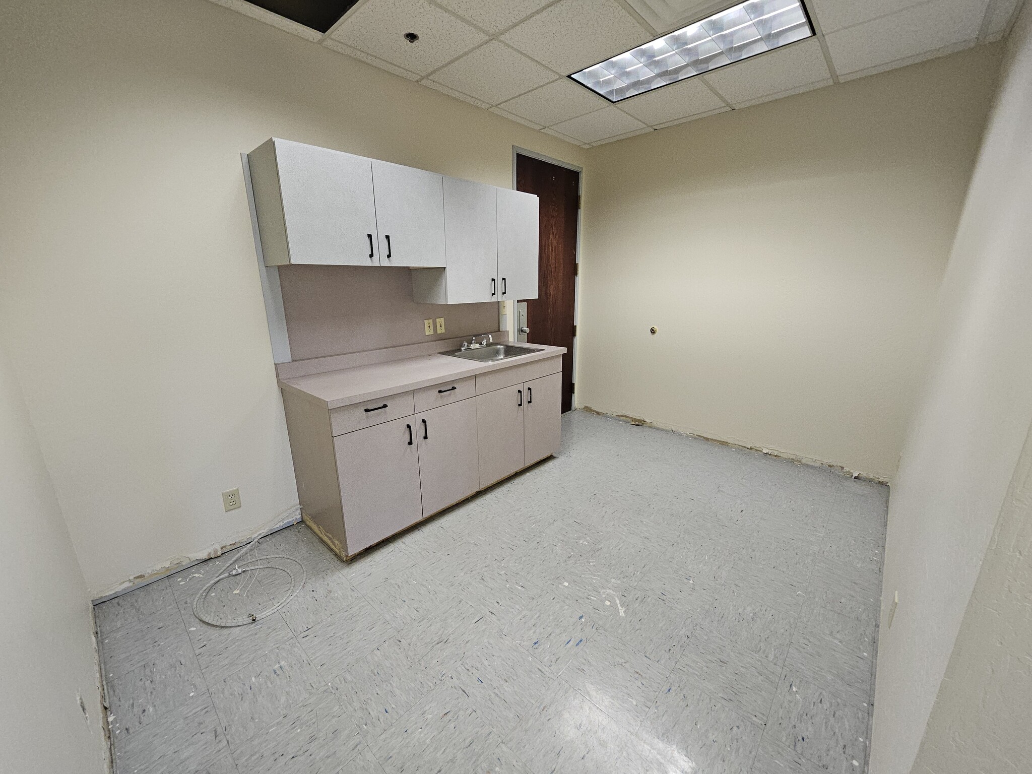 5190 Neil Rd, Reno, NV for lease Interior Photo- Image 1 of 5